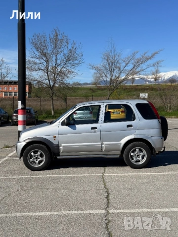 Daihatsu Terios , снимка 2 - Автомобили и джипове - 54280132