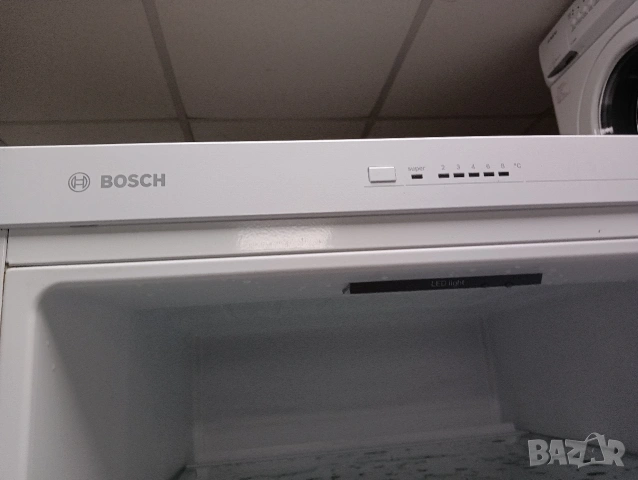 Като нов комбиниран хладилник с фризер  Бош Bosch А+++ 2 години гаранция!, снимка 4 - Хладилници - 53908383
