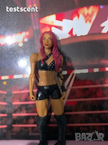 Екшън фигура WWE Sasha Banks Саша Банкс играчка Elite Series Mattel figure Black Mercedes Mone, снимка 4 - Колекции - 48747449