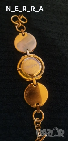 Дамски часовник DKNY, снимка 3 - Дамски - 53332508