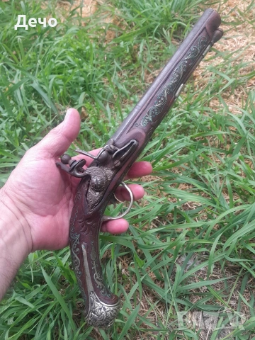 Красив и Атрактивен  Хайдушки, Османски, Балкански Кремъчен  пищов