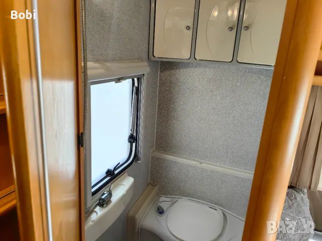 Каравана LMC Lord Ambassador , снимка 7 - Каравани и кемпери - 49931256