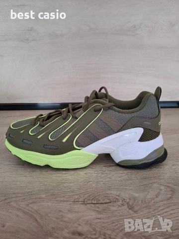 Продавам нови оригинални мъжки маратонки Адидас.