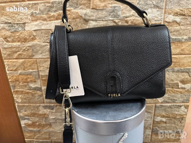 Дамска чанта FURLA Dafne S top handle black, снимка 10 - Чанти - 52957637