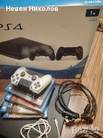 PS4 SLIM конзола 1 TB + 4 оригинални игри , снимка 5 - PlayStation конзоли - 52893096