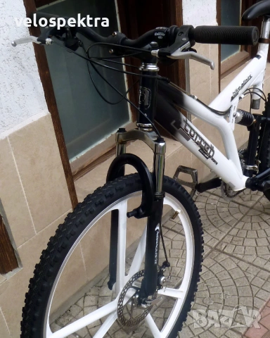 ТОРЕК ! 26 цола ! "мека" рамка ! Диск ! 27 скорости Деоре ! Германия!, снимка 3 - Велосипеди - 54205154
