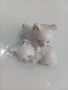 Стара порцеланова фигура с котета , снимка 4