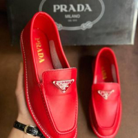 PRADA дамски обувки, снимка 2 - Дамски ежедневни обувки - 45037116