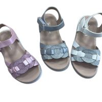 Детски сандали за момиче с велкро закопчаване и бестящ акцент, снимка 1 - Детски сандали и чехли - 45238948