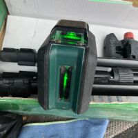 Нивелиращ лазер с зелена светлина- Bosch, снимка 2 - Други инструменти - 45136725