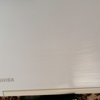 лап топ Toshiba satelite, снимка 2 - Лаптопи за дома - 44936696