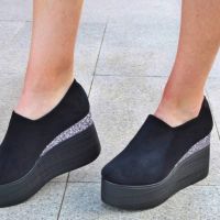 Обувки на платформа - черен велур и брокат - VBR90, снимка 1 - Дамски ежедневни обувки - 45301947