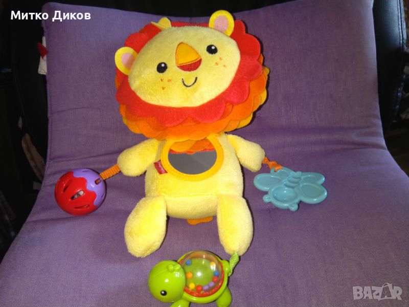 Занимателна детска играчка Лъвче Fisher Price с три залагалки, снимка 1