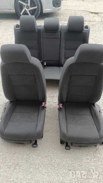 • Продавам сив платен салон за Голф 5 и други. Имам и ОРИГИНАЛЕН черен кожен GTI салон за голф 5, снимка 1