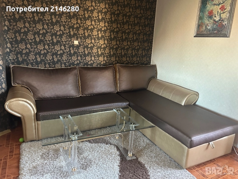 Диван в 2 цвята облегалки и холна маса, снимка 1