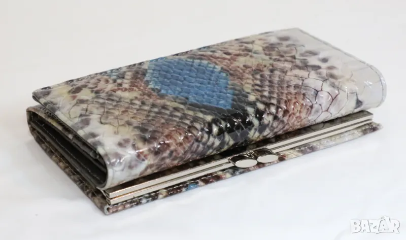 Красиво дамско портмоне Blue Snake, естествена кожа, снимка 1