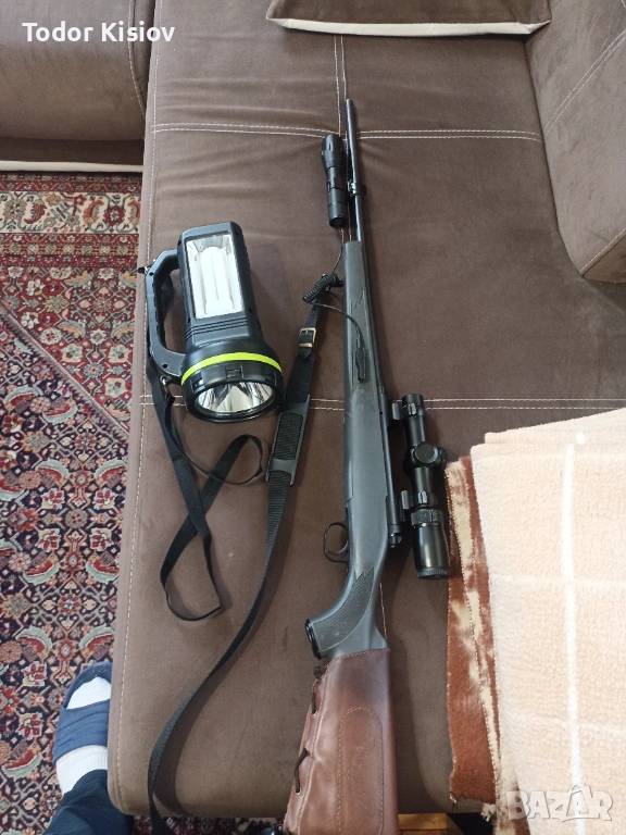 Продавам карабина савиж 30-06 с оптика фомей 1-4*24, снимка 1