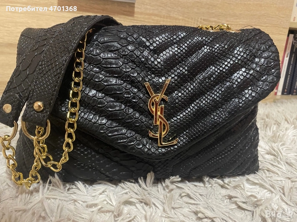 Черна чанта със златни елементи , снимка 1