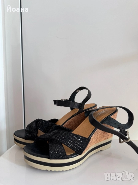 Черни платформи сандали с камъчета 39 номер, снимка 1