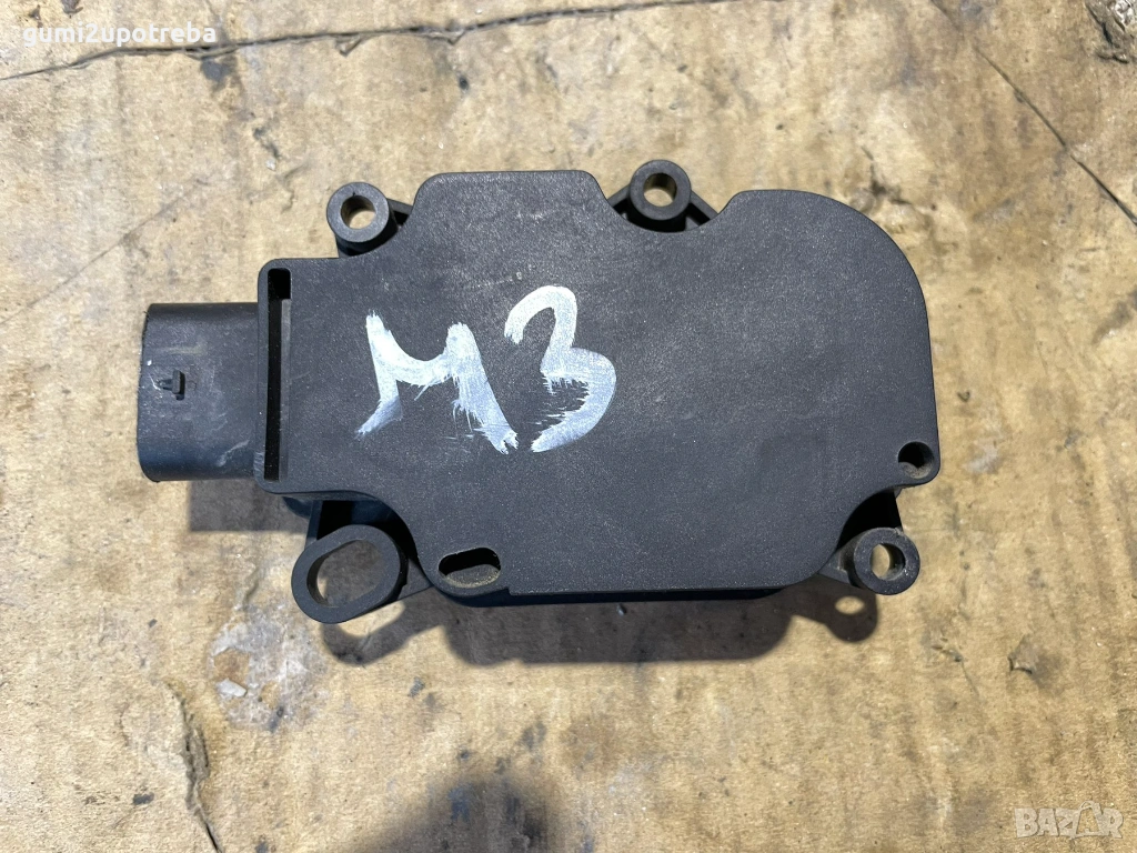 Регулатор на Въздушен Дефлектор BJD6-50RA0 Mazda3 2014 2.0бен 121kW, снимка 1