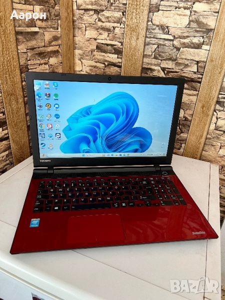 Лаптоп Toshiba / Win 11 / 4x2.40Ghz / 8GB RAM / SSD , снимка 1