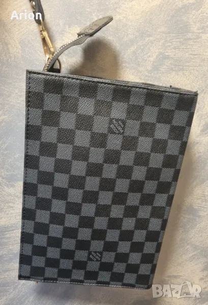 Чантичка клъч Louis Vuitton, снимка 1