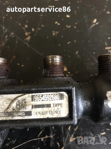 Релса с горивни дюзи и сензор за Peugeot Nemo, Bipper 1.4 HDi (2003-2010) 9654592680, снимка 2 - Части - 53524607