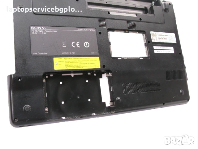 SONY VAIO PCG-71213M 15.6" Долен корпус 012-002A-3023-B, снимка 3 - Части за лаптопи - 50778749
