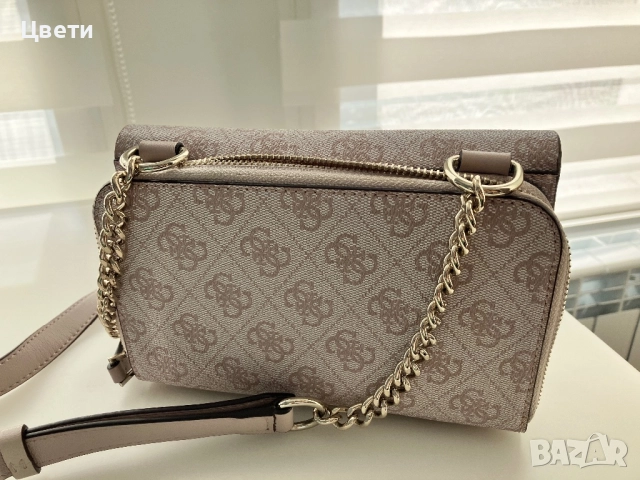 Чанта Guess, снимка 2 - Чанти - 52365192