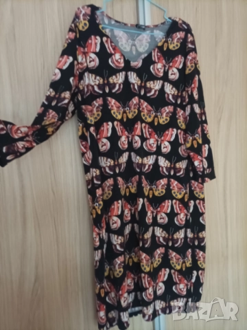 Рокля с принт пеперуди, снимка 2 - Рокли - 52845867