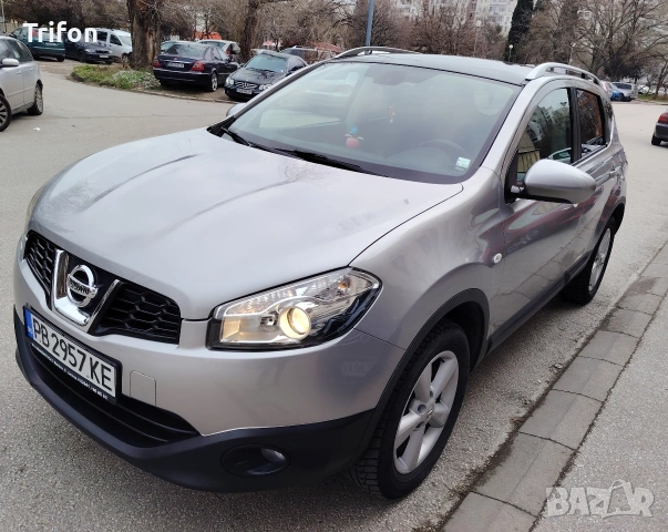 Nissan Qashqai 2.0i Facelift Navi Camera Panorama , снимка 3 - Автомобили и джипове - 53143044