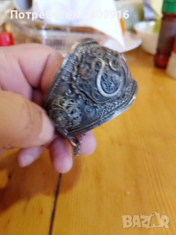 Стара  гривна, снимка 2 - Антикварни и старинни предмети - 54131707