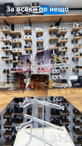 Yves Saint Laurent Слънчеви Очила С UV Защита С Подарък🎁Калъф - Различни Цветове Код E1435, снимка 4 - Слънчеви и диоптрични очила - 54029625