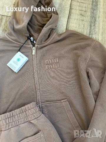 Дамски комплект Miu Miu, снимка 3 - Комплекти - 52463764