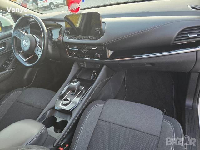 Nissan Qashqai , снимка 10 - Автомобили и джипове - 54031616