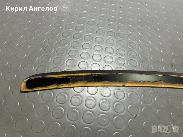 Лип на багажника за BMW E46 Седан, снимка 5 - Части - 50958591