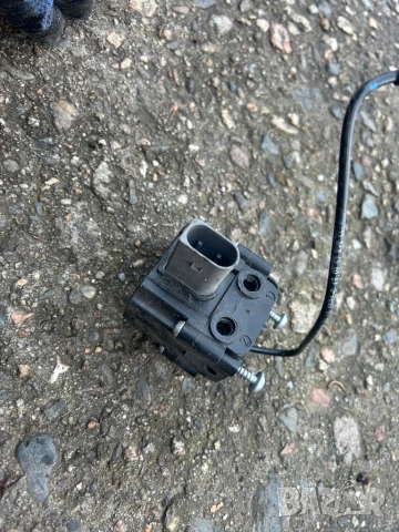 разпределител BMW E70 E71 E61 въздушно окачване клапан