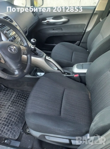 Тойота Аурис 2.0 , снимка 8 - Автомобили и джипове - 54207363