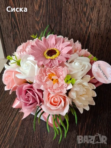 Букет със сапунени цветя от пластичен сапун , снимка 4 - Подаръци за жени - 50498909