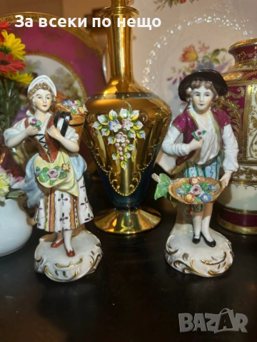 Sitzendorf Germany  “ Цветарите” класически немски фигури от средата на 20 век Код P2077, снимка 4 - Декорация за дома - 54035049