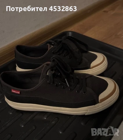 Levis тъмно син/черен цвят обувки, 40номер, снимка 1