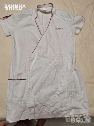 работна престилка с къс ръкав, връзки и джоб