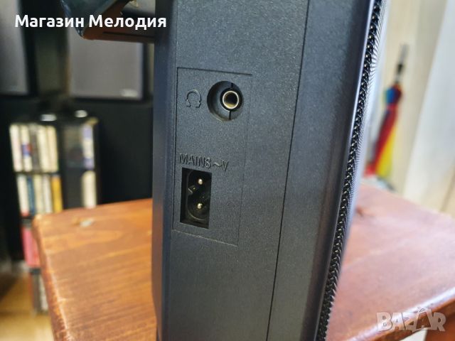 Радио Grundig Music Boy 165a В отлично техническо и визуално състояние., снимка 10 - Радиокасетофони, транзистори - 46660203