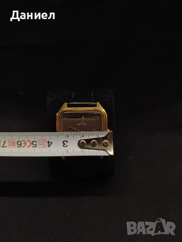 Часовник. Ruhla quartz , снимка 3 - Антикварни и старинни предмети - 53661662
