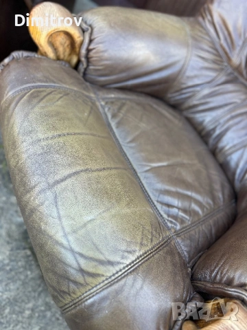 Кожен диван и  фотьойл – естествена кожа, масивни дървени детайли, снимка 8 - Дивани и мека мебел - 53958611