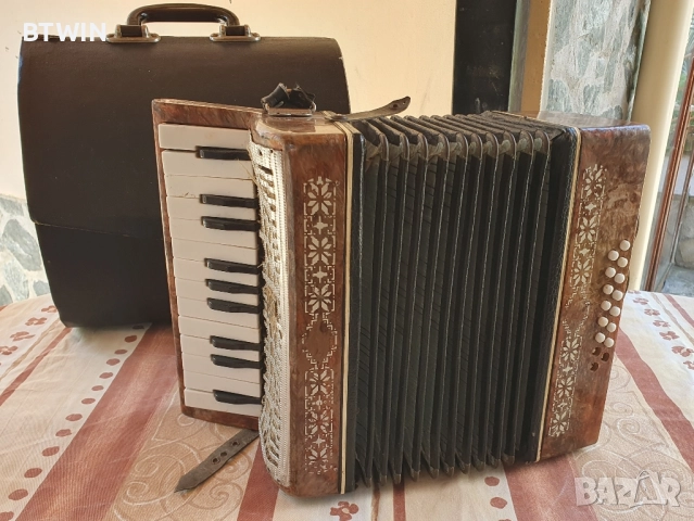 Ретро - Акордеон Малыш Ц2ЗР50 – СССР !, снимка 10 - Акордеони - 51784478
