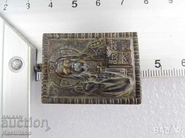 Стара малка бронзова икона на Иисус Христос, снимка 6 - Антикварни и старинни предмети - 45341937
