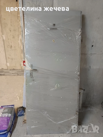 Метална врата 
