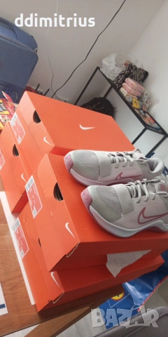 Дамски маратонки Nike MC Trainer 2, снимка 3 - Маратонки - 54007985