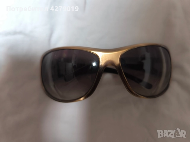 Продавам оригинални слънчеви очила Vogue